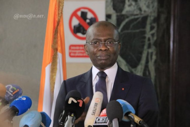 Côte d'Ivoire (Justice) / « Bédié ni arrêté, ni assigné à résidence » (Richard Adou, procureur)