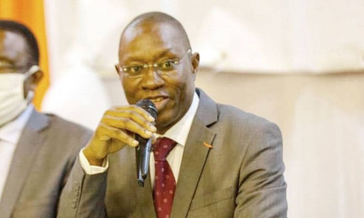 Côte d'Ivoire : « Église, mosquée, foi religieuse, y'a problème ! » (Ecrivain)