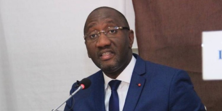 CI-Contrefaçon : la lutte « se signale » à Adjamé (Abidjan)