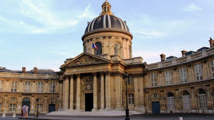 Monde-Francophonie : (re) découvrez 47 locutions latines, régulièrement utilisées