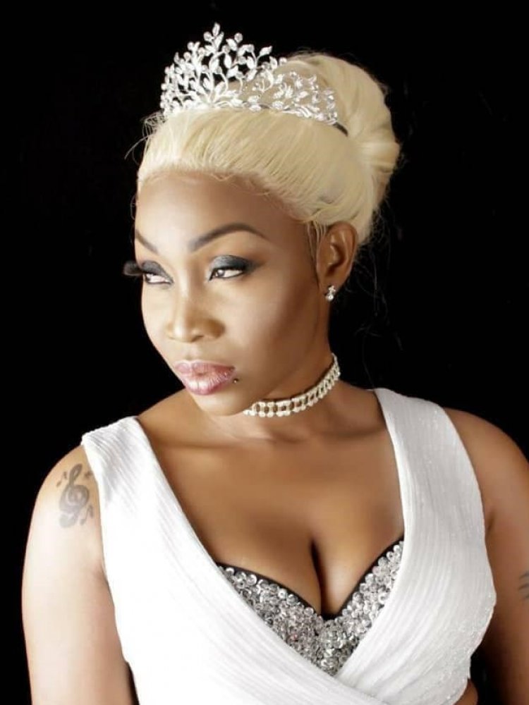 Côte d'Ivoire-Vitale (chanteuse, future épouse) : « Je l'ai enfin »