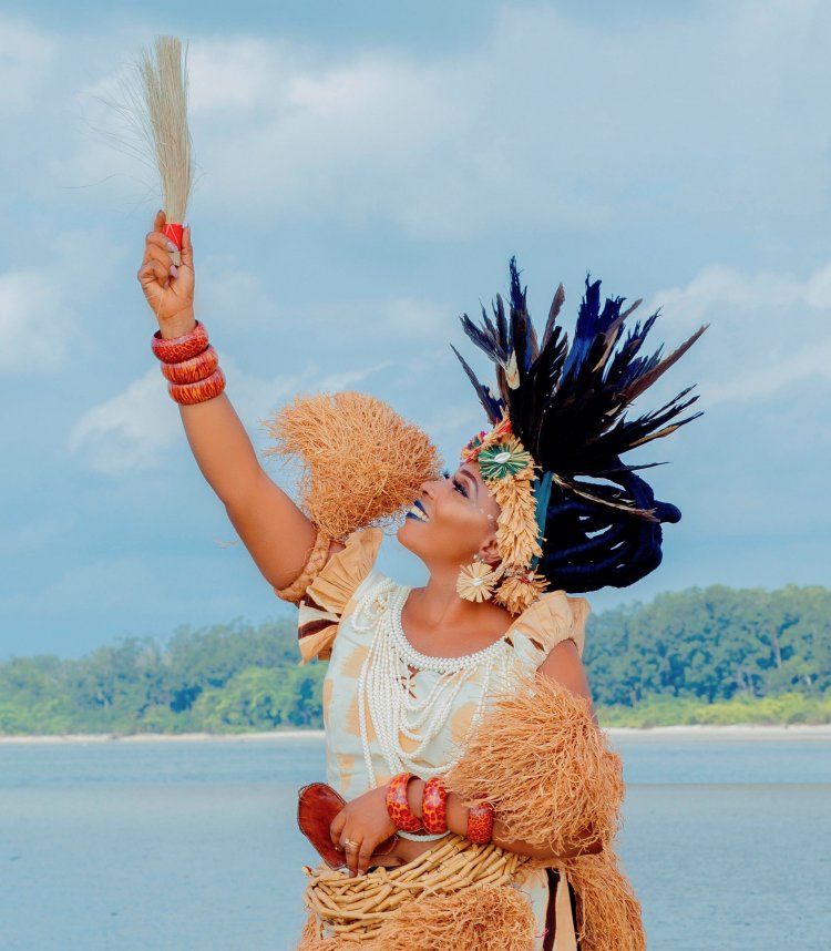 Gabon-Musique : l’«histoire captivante» de la star Pierrette Ntsame 