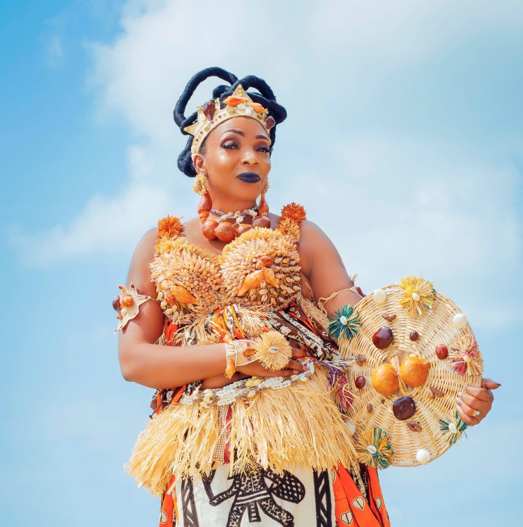 Gabon-Musique : l’«histoire captivante» de la star Pierrette Ntsame 