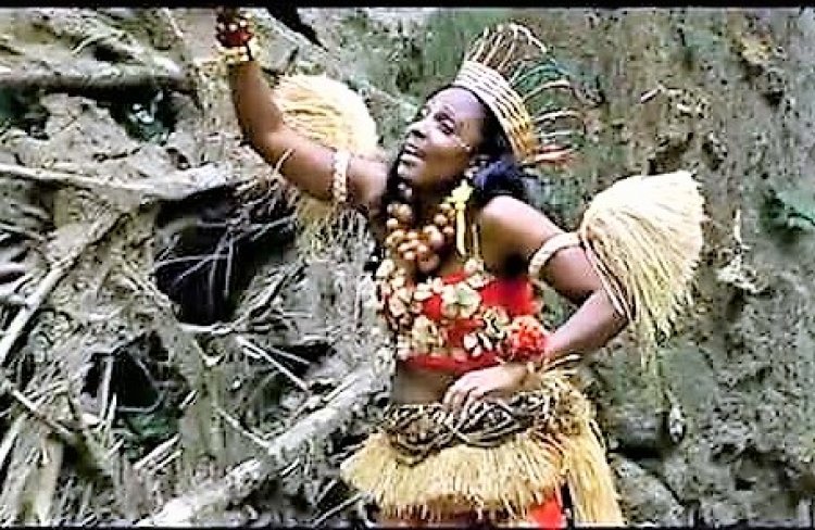 Gabon-Musique : Pierrette Ntsame « très jalouse de sa tradition !»