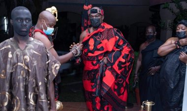 CI : Ôtimi Nanan Kassi, Roi des Baoulés, « séduisant » à Abidjan!