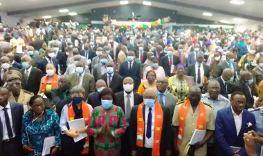 Côte d’Ivoire  : « La fraude et la tricherie faussent les résultats scolaires » (Pre Mariatou Koné)