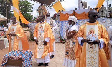 Côte d’Ivoire (Catholicisme) : le chef chrétien « offre » 3 prêtres à Anonkoua-kouté