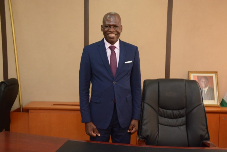 Côte d’Ivoire (Ministère du Plan) : le Pr Clément Kouakou s’installe…
