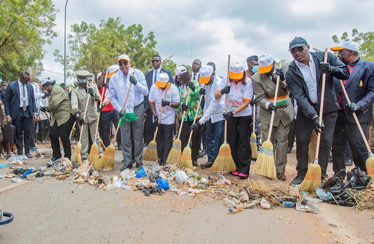 Côte d’Ivoire (Environnement sain) : « Populations, le gouvernement fait sa part, faites la vôtre » (PM Achi)