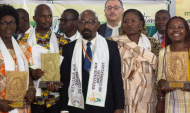 Côte d’Ivoire (Mérite) / Utb rafle le « Grand prix Souleymane Diarrassouba » des « Oscars du commerçant »