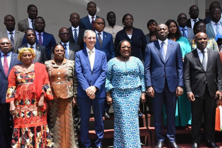 Côte d’Ivoire (Administration publique) : l’État signe un accord pour 3000 hauts cadres