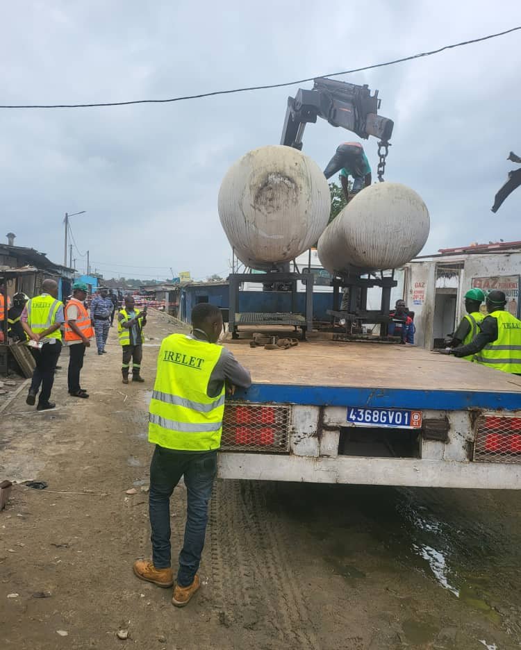 Côte d’Ivoire (Transvasement) / Un site illégal de 4 tonnes de gaz détruit