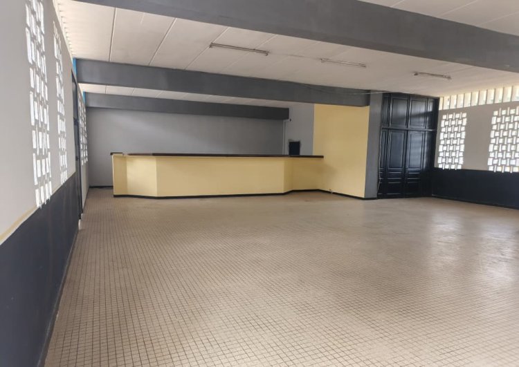 Côte d’Ivoire (Action sociale) / L’AAELCA relooke la Salle des fêtes du Lycée classique d’Abidjan